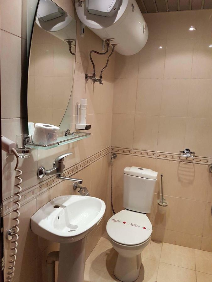 Oryakhovo Motel Paradise מראה חיצוני תמונה