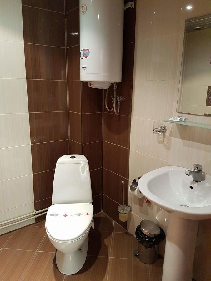 Oryakhovo Motel Paradise מראה חיצוני תמונה